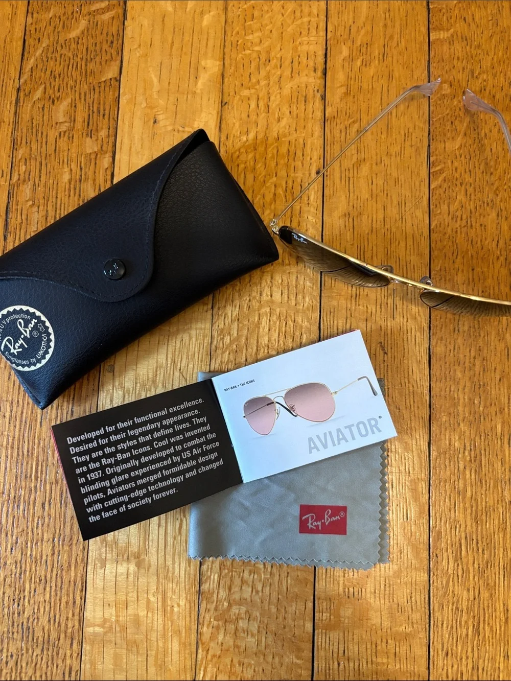 Ray-Ban Aviator Sunglasses - Gold Frame, Dark Lenses